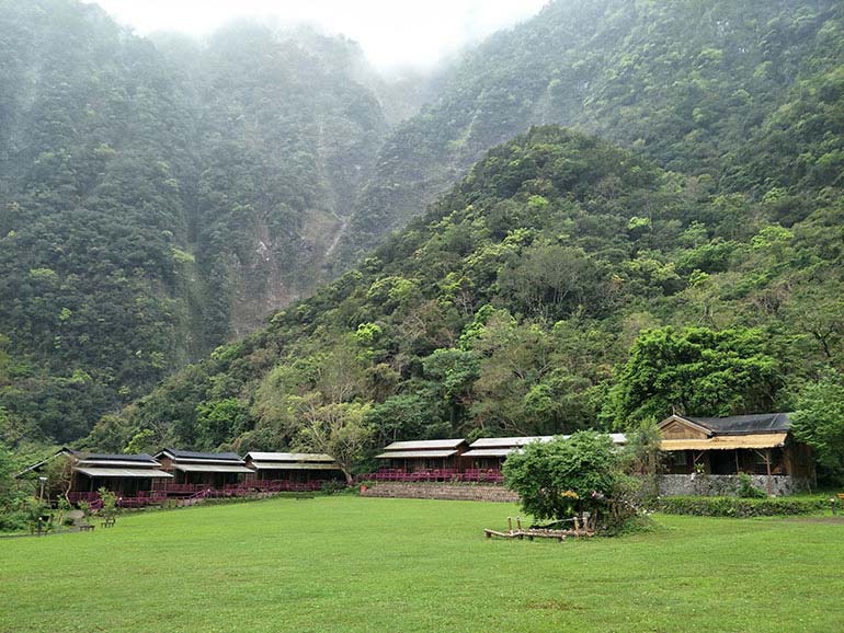 靠提供發呆服務成名 !「太魯閣山月村」太魯閣裡的幸福寓所